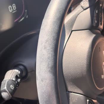 Kia Stonic Direksiyon Simidi Renk Atması Ve Soyulması Garanti Dışı Ücret Talebi