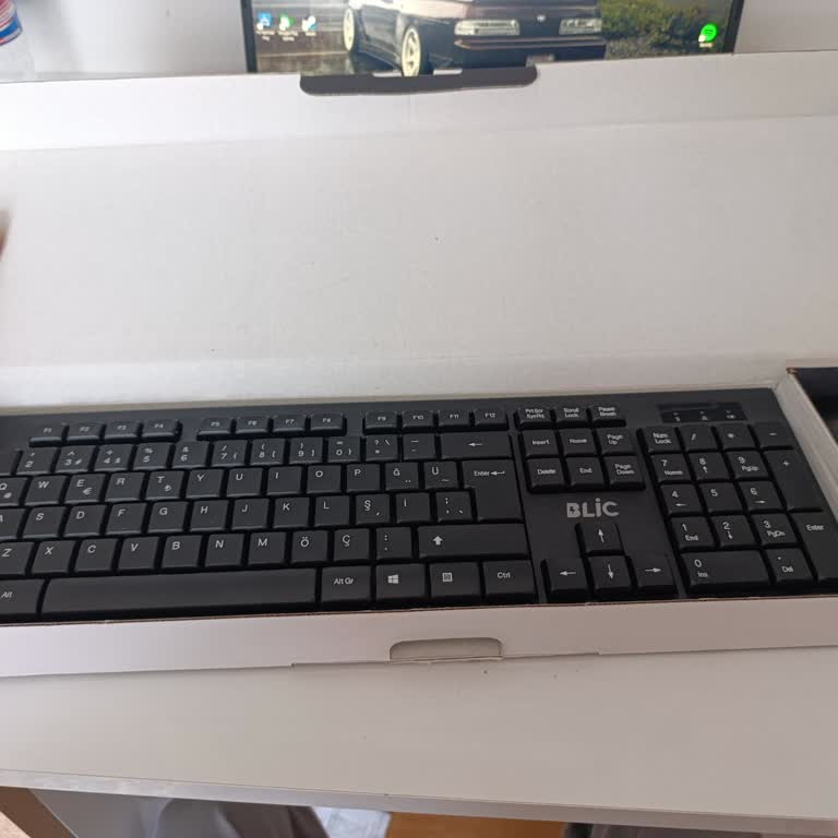 Klavye Ve Mouse Çalışmaz, Garanti Değişimi Talep Ediyor