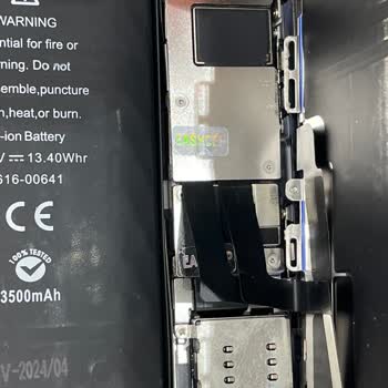 Orijinal Olmadığı Söylenen Apple Telefonunda Yan Sanayi Pil Ve Ekran Sorunu