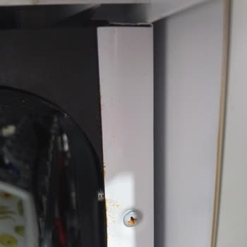 Vestel Bulaşık Makinesinde Tekrarlayan Paslanma Ve Ücretli Değişim Talebi