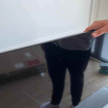 Kırık TV Değişimi İçin Vatan Bilgisayar'da Uzun Süre Bekleniyor