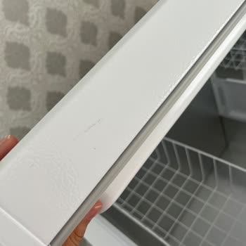 Hasarlı Derin Dondurucu Teslim Edildi, Servis Sorumluluğu Reddetti Ve Saygısız Tutumla Karşılaştım