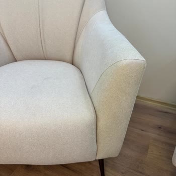 Teslim Edilen Koltukların Renk Sorunu Ve Uzun Süreli Yanıtsızlık