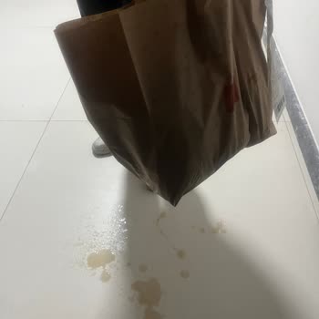 1.830 TL Değerindeki Siparişte Sıvı Sızması Ve Eksik İade