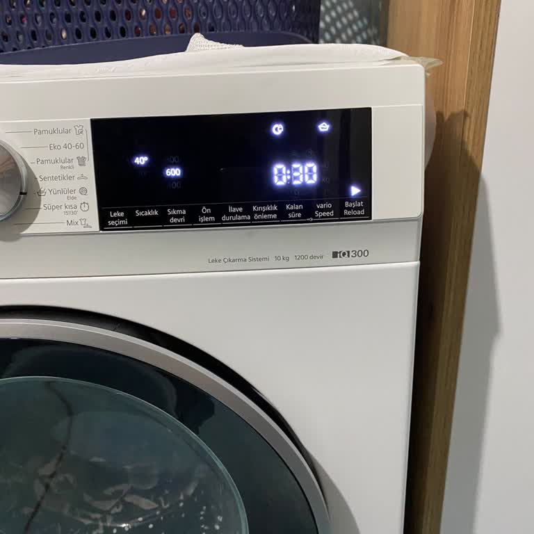 Siemens Çamaşır Makinesinde Erken Paslanma Ve Amortisör Arızasıyla Yüksek Parça Ücretine Şikayet