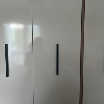 Engelli Kullanıcıyı Gözetmeyen Gardırop Tasarımı Mağduriyet Yaratıyor