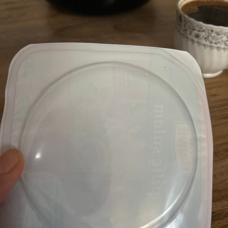 Boş Salam Paketi Gıda Güvenliği Endişesi