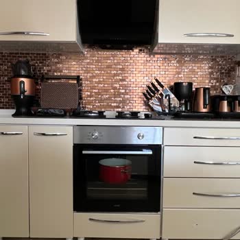 Arçelik Tost Makinesinde Defolu Izgara Ve Renk Değişim Talebi