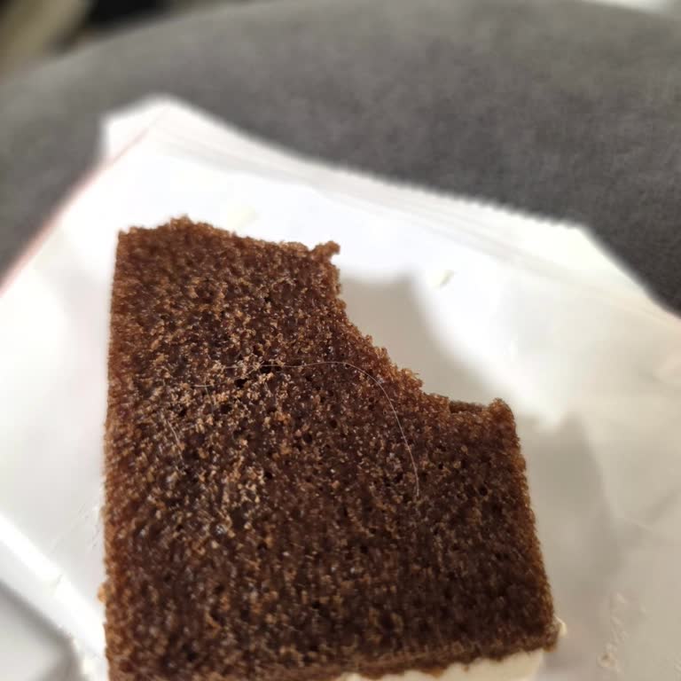 Kinder Süt Diliminde Yabancı Madde Tespiti