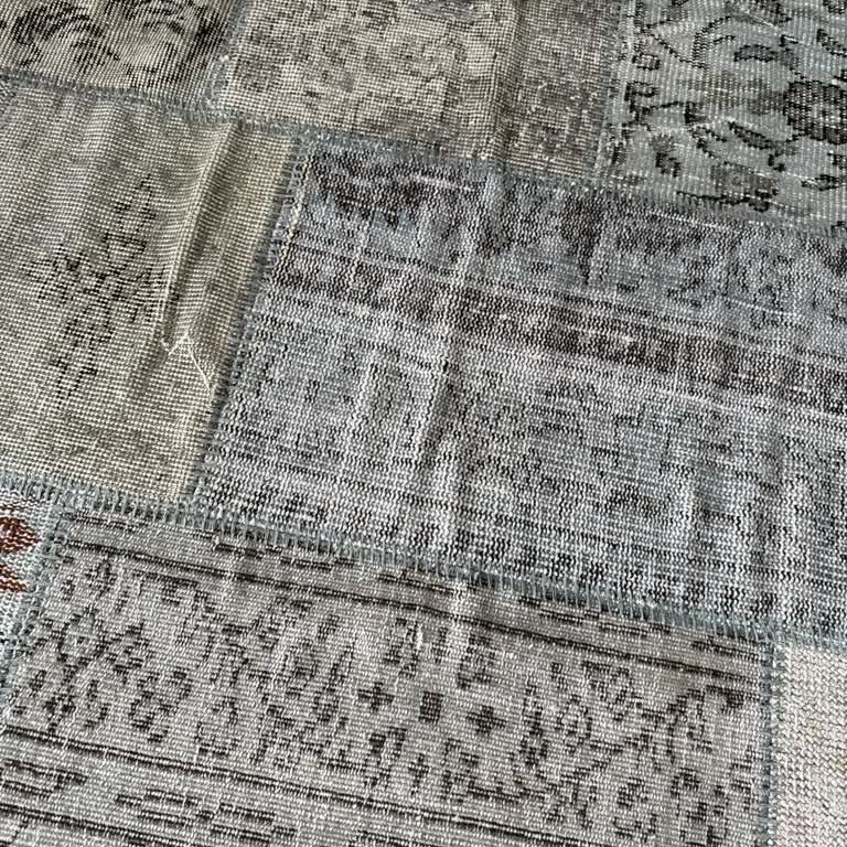 Kötü Koku Ve Faturasız Ücretli Halı Yıkama Şikayeti