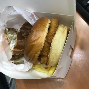 Trendyol’da Yanıltıcı Görseller Ve Kalitesiz Burger