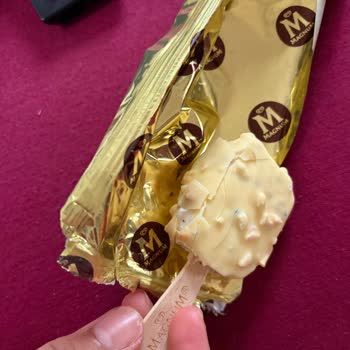 Algida Magnum Mini Dondurması Yarım Çıktı, Tüketiciyi Hayal Kırıklığına Sürdü