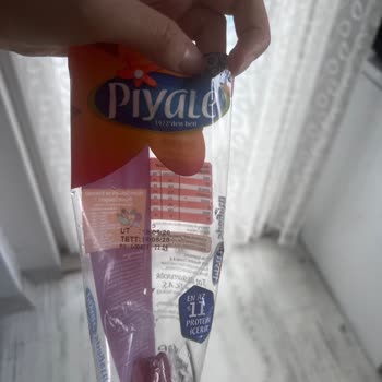 Piyale Spagetti’te Siyah Yabancı Maddeler