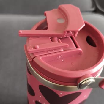 Kısa Sürede Kapağı Kırılan LCW Joy Termosuna Yedek Kapak Talebi