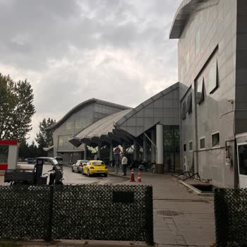 Cenazeye Ulaşamama: Metro Turizm Otobüs Arızası Ve Alternatif Ulaşım Eksikliği