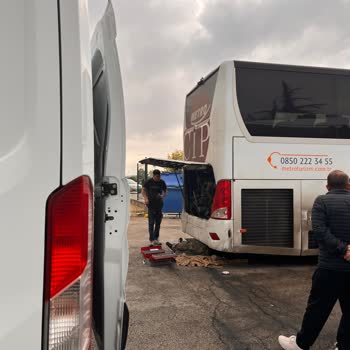 Cenazeye Ulaşamama: Metro Turizm Otobüs Arızası Ve Alternatif Ulaşım Eksikliği