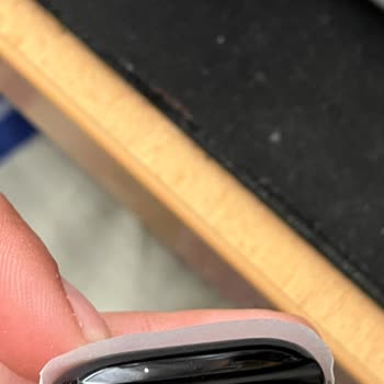 Apple Watch Değişiminde Çizik Ürün, Yetkili Servis Ve Kargo Sorunu