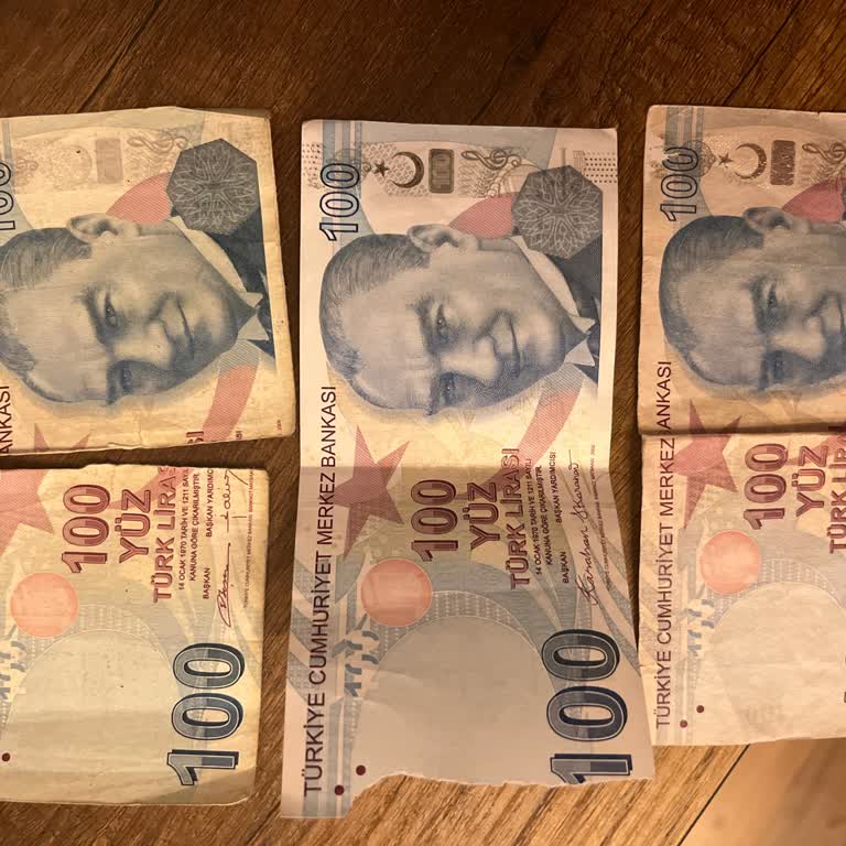 İş Bankası Göksu Eryaman Şubesinden Çekilen Yırtık Banknotların Değiştirilmesini İstiyorum