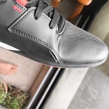 Puma Ayakkabısının Dikişleri Üç Kullanımdan Sonra Kopmuş