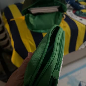 Hayal Kırıklığı İlk Kullanımda Fermuarı Kırılan Benetton Çanta Ve Kalemlik