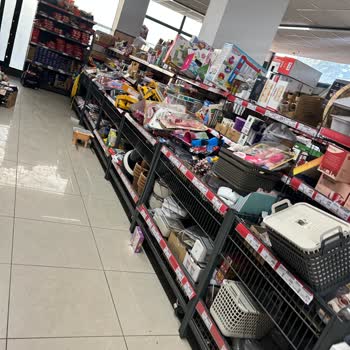 Personel Dağınıklığı Ve Görev Yetersizliği Mağaza Yönetimini Sorumlu Tutar