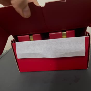 Seçtiğim Hediye Paketi Kırık Ve Yırtık Geldi
