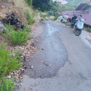 Obaalacami Mahallesi'nde Üç Su Patlağı İçin Acil Müdahale