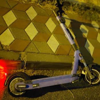 Beam Scooter'ı Düşürerek Arabamı Hasarladı: Telafi Talebi