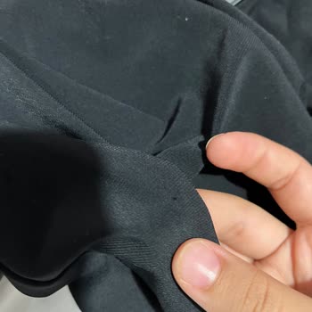 Söz Verilen Kargo Süresine Uymama Ve Defolu Elbise