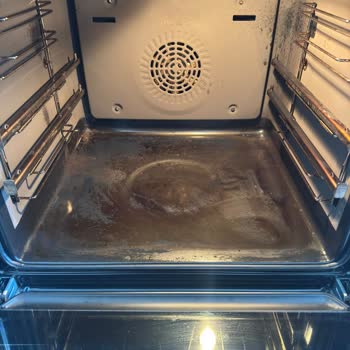 Bosch Fırının Temizleme Özelliği Çalışmıyor Ve Servis Yanıltıyor