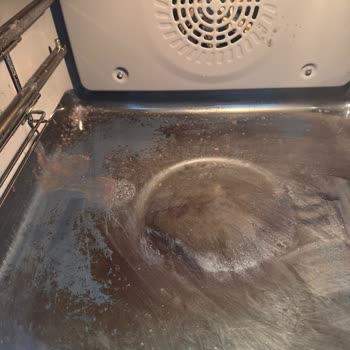 Bosch Fırının Temizleme Özelliği Çalışmıyor Ve Servis Yanıltıyor