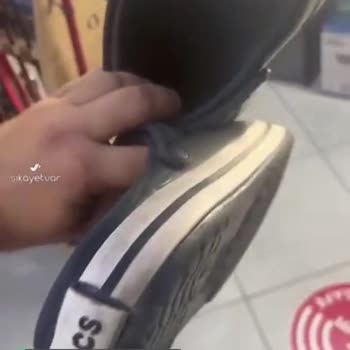 A101'den Aldığım Crocs Terlik Kısa Sürede Arka Yazısı Koptu, İlgi Yok