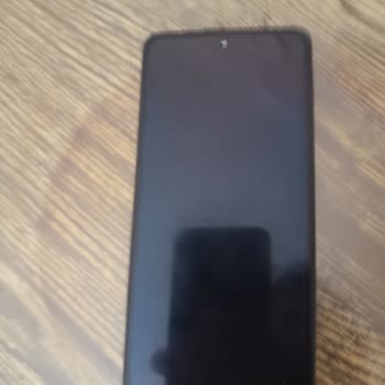 Telefonum Serviste Hasarlı Şekilde Geri Verildi Ve Sorumluluk Reddi