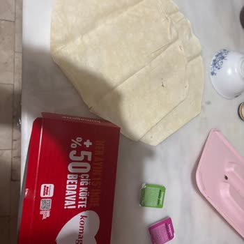 Komagene Çiğköfte Lavash’ında Böcek Tespiti Hijyen Endişesi