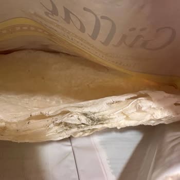 Yemeksepeti Market Küflü Güllaç Teslimatı Sağlık Güvenliğini İhlal Ediyor