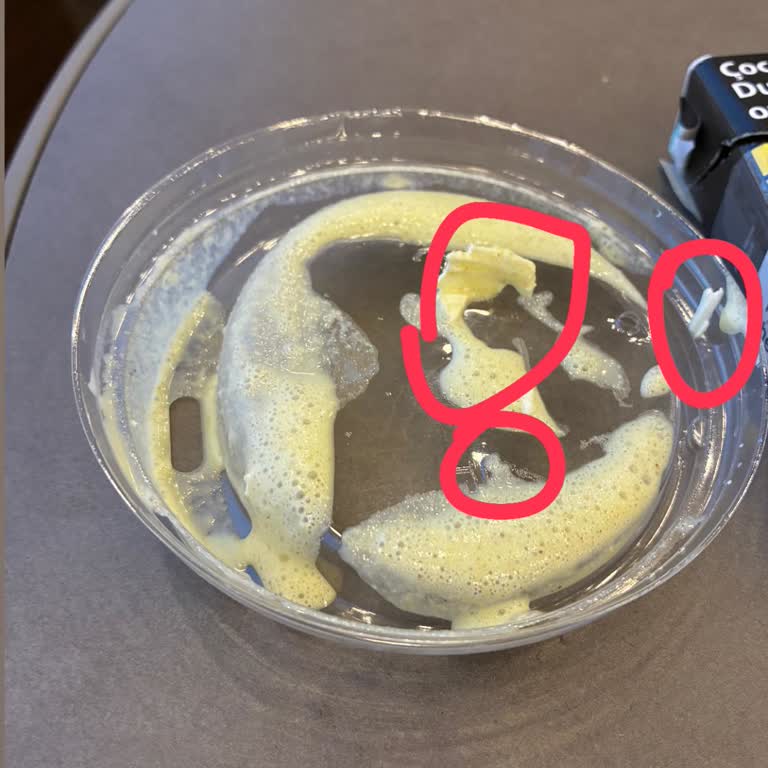 StarCity Kahve Dünyası'nda Boğazıma Takılan Plastik Parça Sorunu
