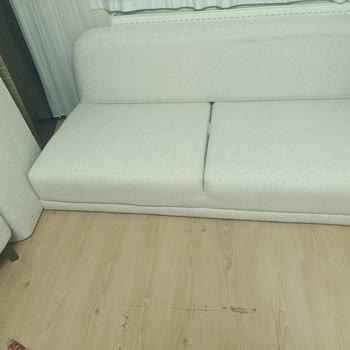 Doğtaş Koltuk Takımında Lekeler Ve Yanlış Monte Edilen Kollar, Hızlı Çözüm Talebi