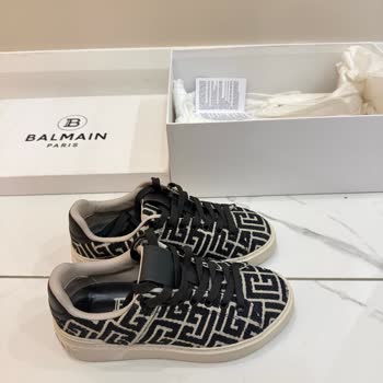 Balmain Ayakkabısında Kullanım Öncesi Yırtık Ve Ayak Yaralanması: Beymen'de Hayal Kırıklığı