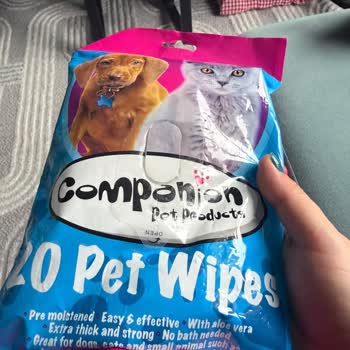Afium AVM'de Companion Pet Wipes Mendilinde Belirsiz Kontaminasyon Ve Sağlık Tehlikesi