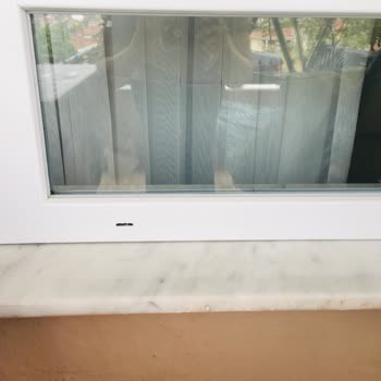 Adopen Pencere Montajı Sonrası İlgisizlik Ve Cam Lekesi