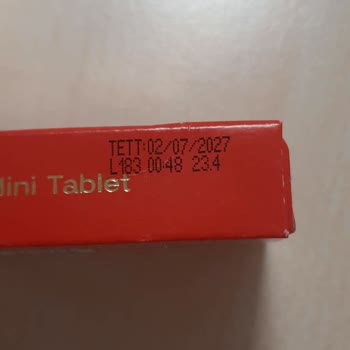 İstanbul Avcılar Migros Şubesinde Eti Mini Çikolatalarının Rengi Solmuş Ve Kötü Tatta