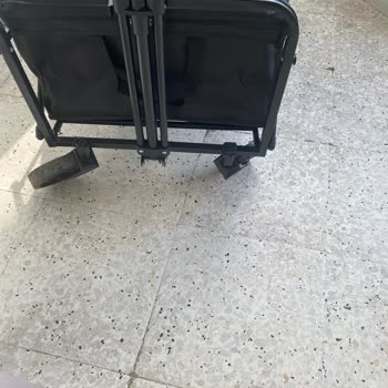 Beklenen 100 Kg Taşıma Kapasitesine Uymayan Kamp Arabası