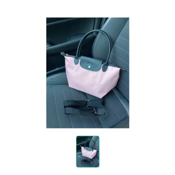 Longchamp Pembe Çanta Renk Uyumsuzluğu Ve İade Talebi