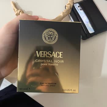 Süre Dolmuş Versace Crystal Noir Parfümü İçin Tam İade Ve Sorumluluk Talebi