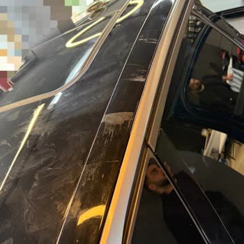 Autowax Canpark AVM'de Kalitesiz PPF Kaplama İşlemi Boya Hasarına Yol Açtı