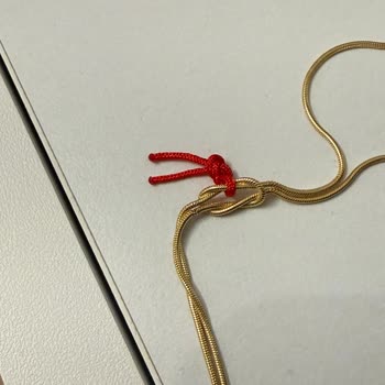 2000 TL Bileklik Bir Hafta İçinde Koptu Ve 300 TL Kargo Ücreti İstendi