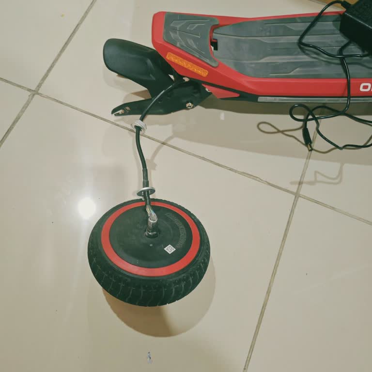 Garanti Kapsamındaki Scooter 2 Gün İçinde Arızalandı, Yetkili Servis Ücret İstiyor Ve Iade Reddi