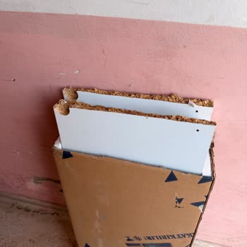 Hasarlı Gardırop Teslimatı Ve Değişim İsteği