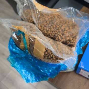 Maman Evde Sipariş Edilen 10 Kg Kapalı Kedi Maması Yerine Açık Ve Eksik Poşet Gönderildi