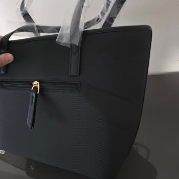 Paketleme Hatası Nedeniyle Deforme Gelen Çanta